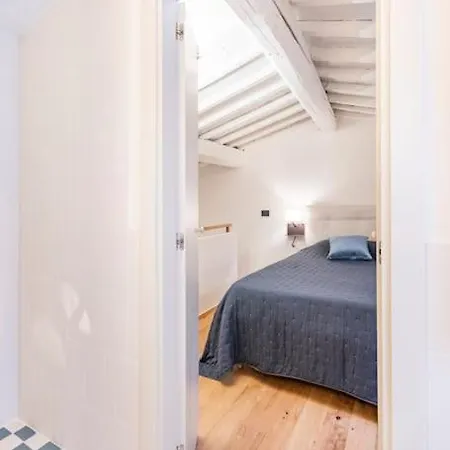 B-suite Lägenhet Florens