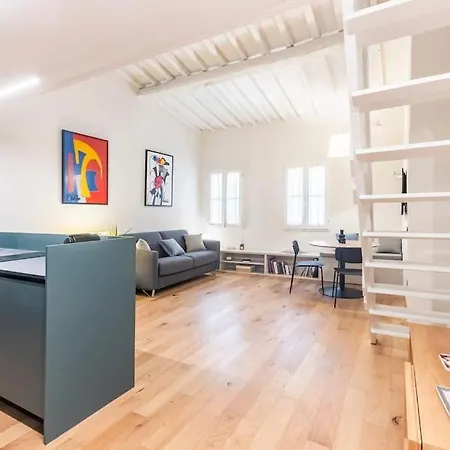 Lägenhet B-suite Florens